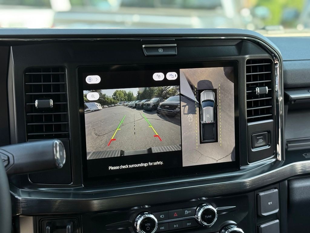 New 2026 Ford Super Duty F-350® Lariat® TRUCK