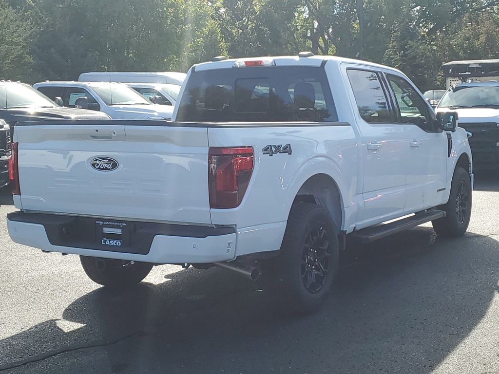 2025 Ford F-150 XLT photo 4