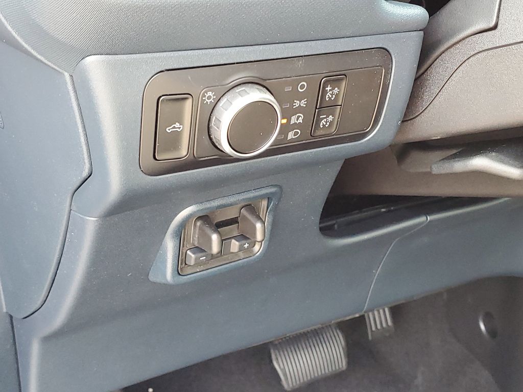 2025 Ford Maverick Lariat - Photo 10