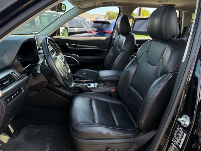 2020 Kia Telluride S photo 2