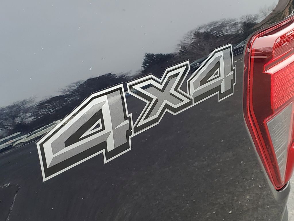 2025 Ford F-150 XLT - Photo 36
