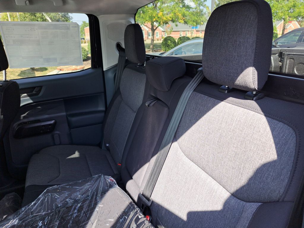 2025 Ford Maverick XLT - Photo 22