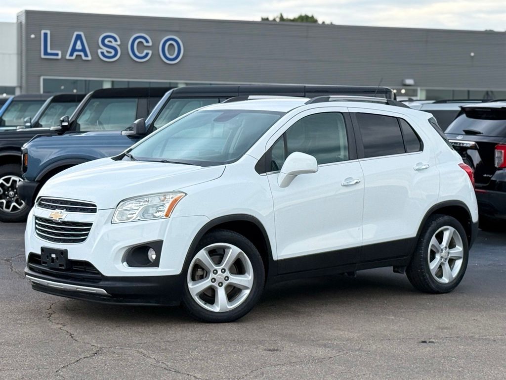 Used 2016 Chevrolet Trax LTZ with VIN 3GNCJMSB7GL171168 for sale in Fenton, MI