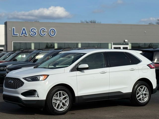 2023 Ford Edge SUV 