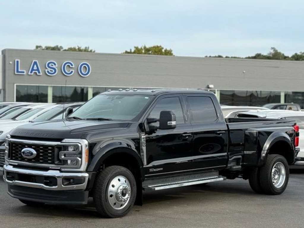 Certified 2023 Ford Superduty Incomplete Lariat DRW CREW CAB LONG BED TRUCK