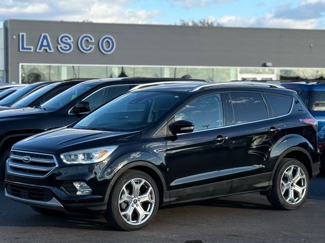 2017 Ford Escape Titanium's photo