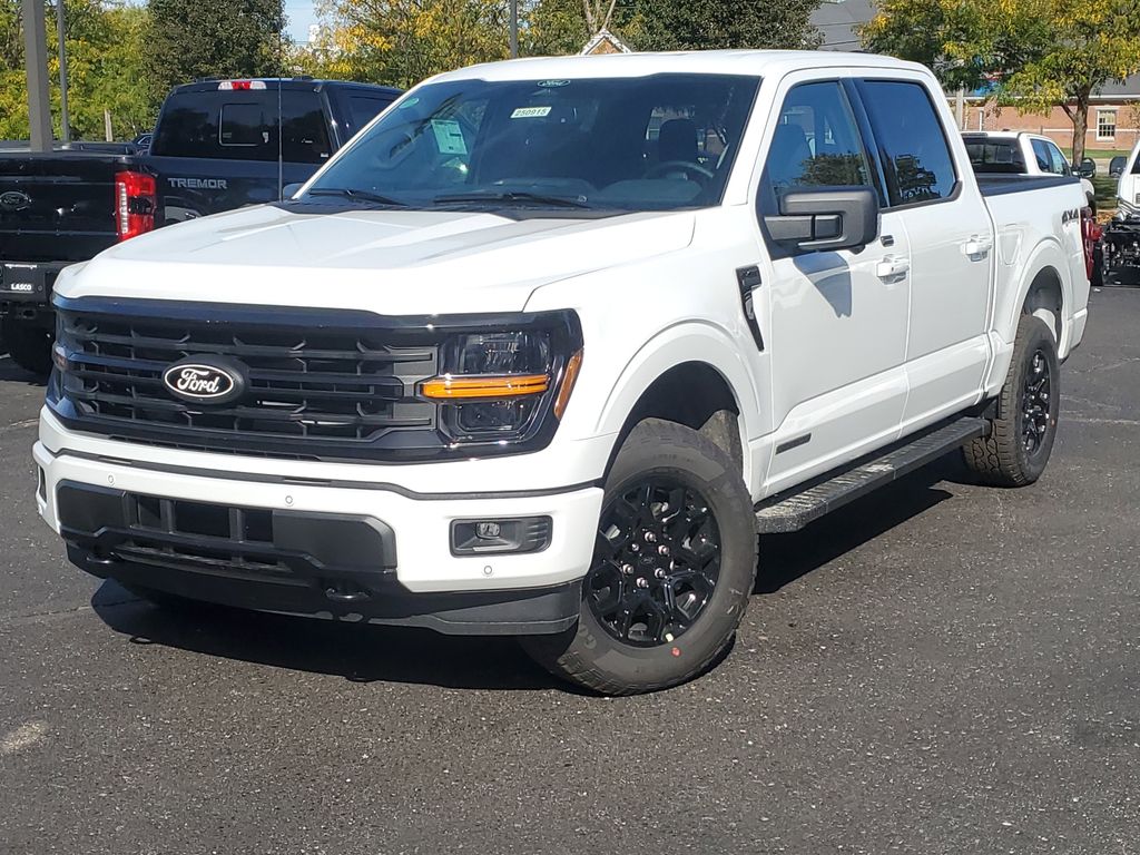 2025 Ford F-150 XLT's photo