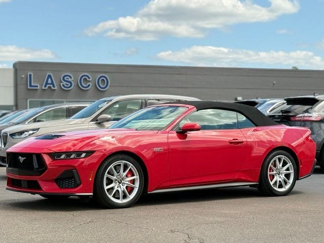 2025 Ford Mustang Convertible 