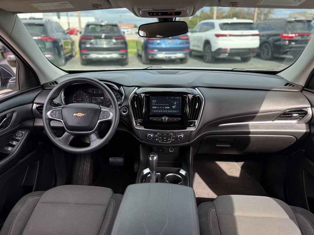 Used 2019 Chevrolet Traverse LS with VIN 1GNERFKW0KJ166121 for sale in Fenton, MI