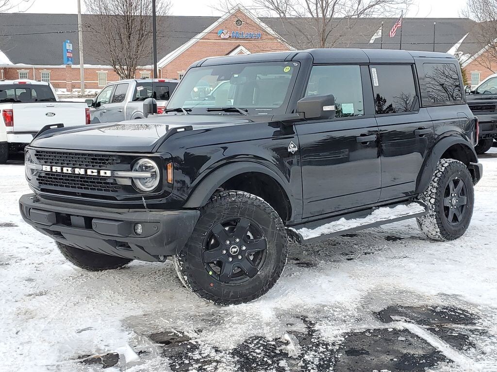 New 2025 Ford Bronco Outer Banks SUV