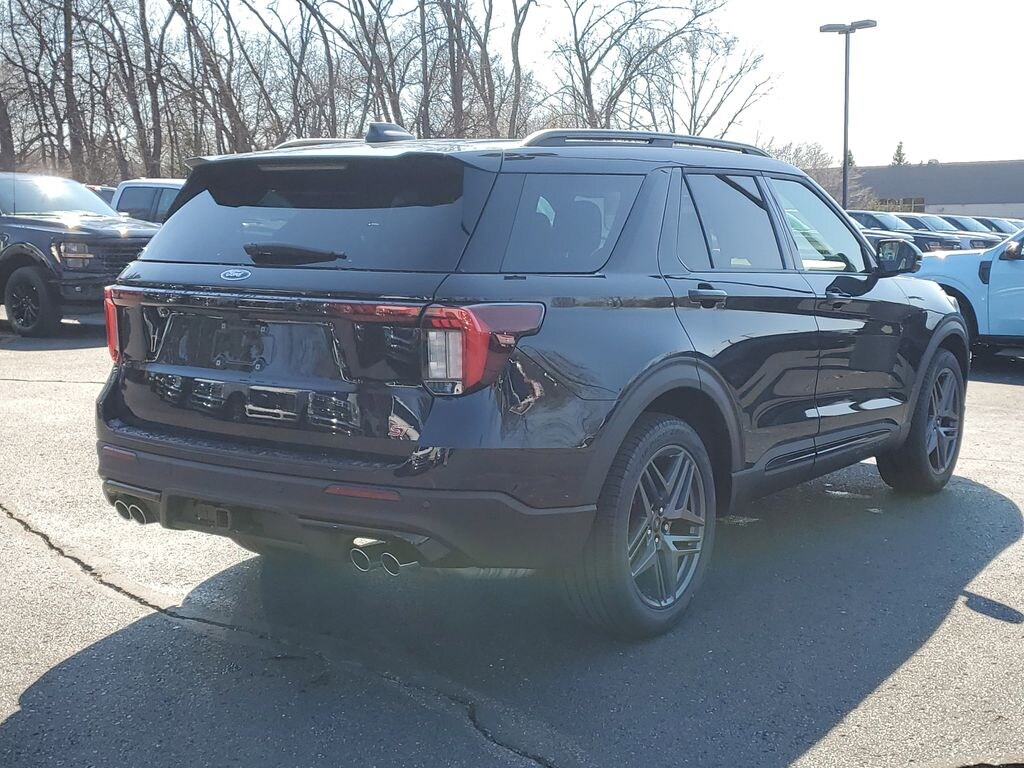 New 2026 Ford Explorer ST SUV