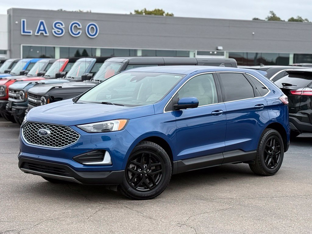 2023 Ford Edge