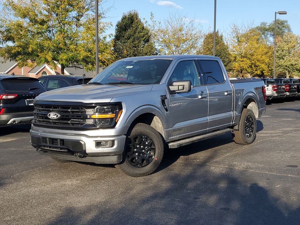 2025 Ford F-150 XLT's photo