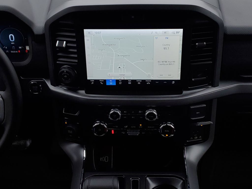 2025 Ford F-150 XLT - Photo 29