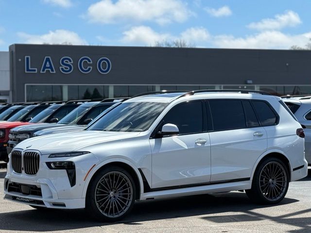 2024 BMW X7 ALPINA XB7's photo