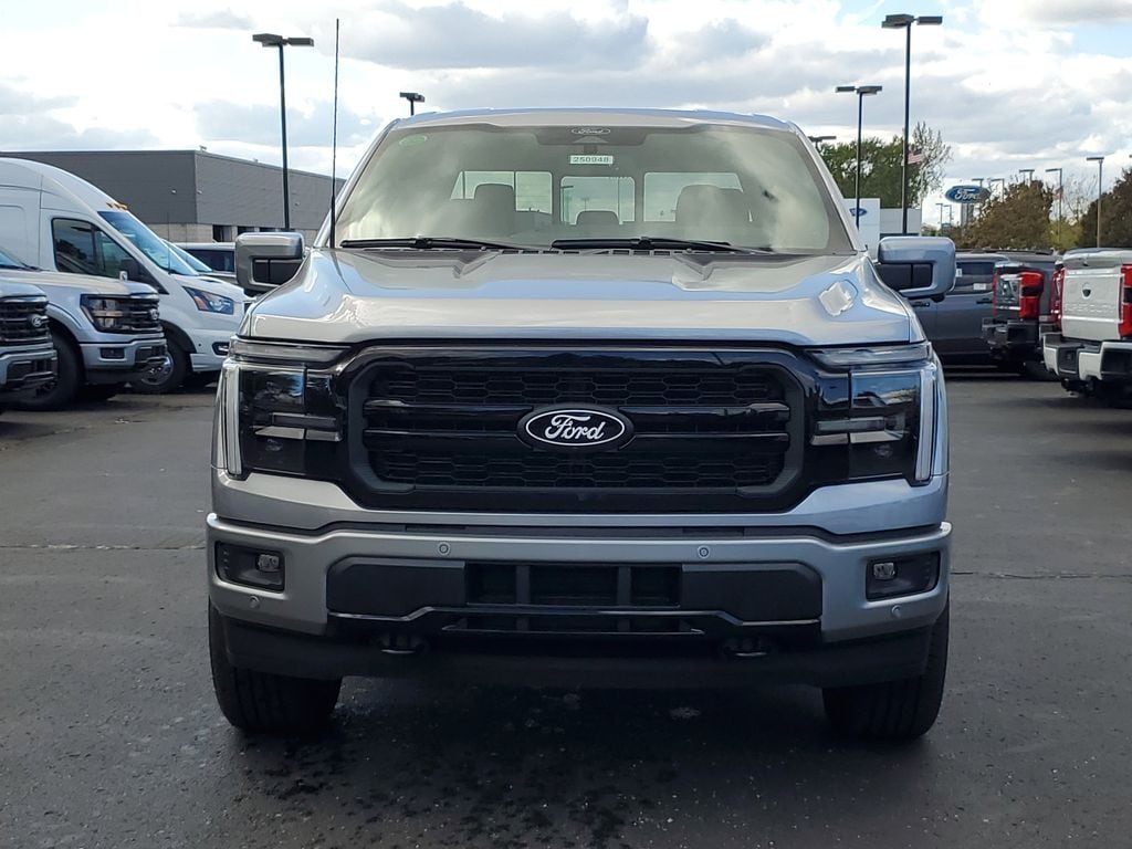 New 2025 Ford F-150 Lariat TRUCK