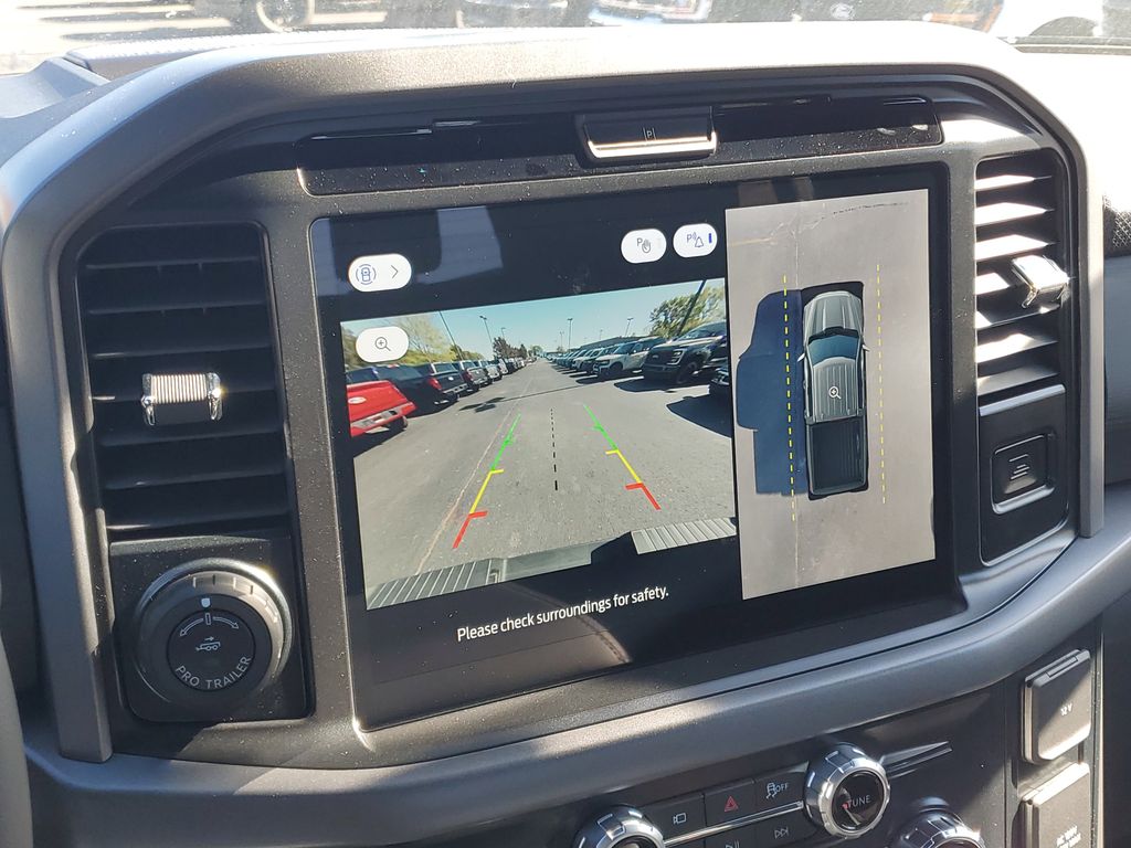 2025 Ford F-150 XLT - Photo 16