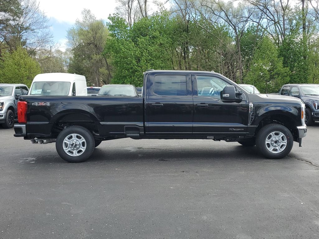 2026 Ford F-350 Super Duty XLT - Photo 39