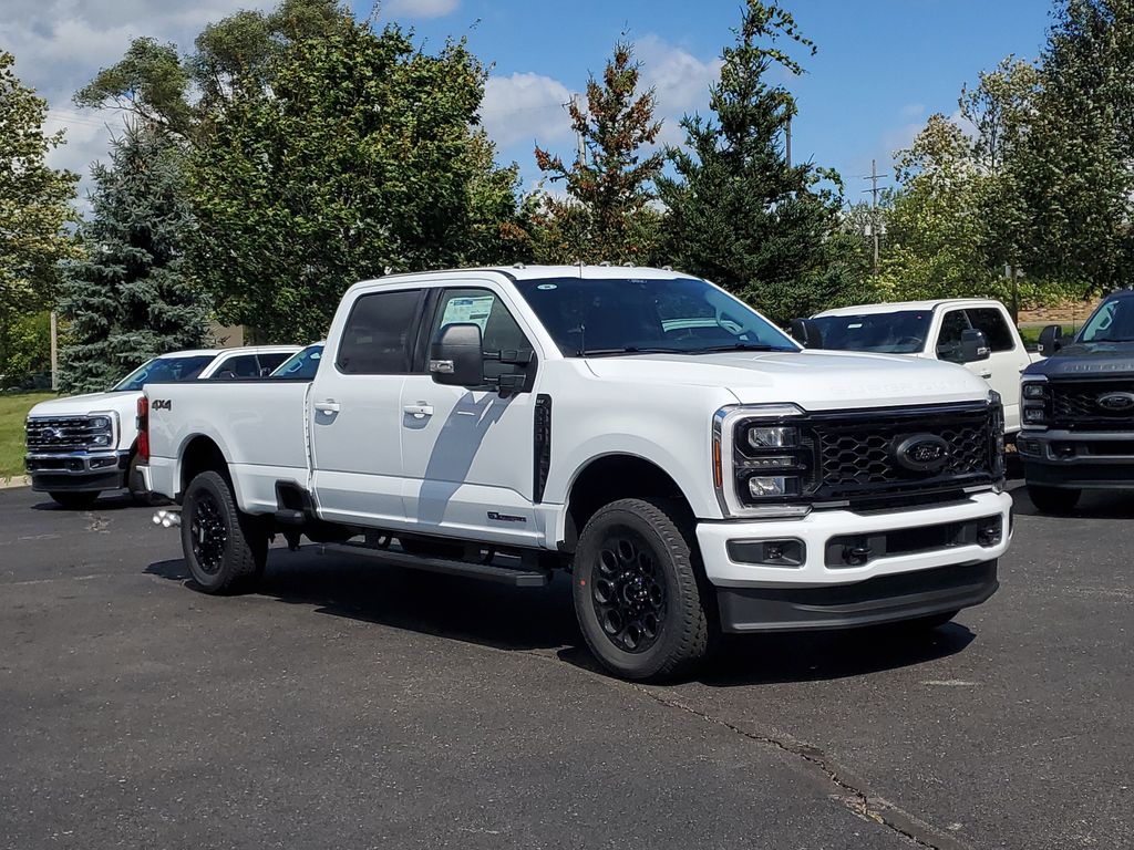 2026 Ford F-250 photo 3