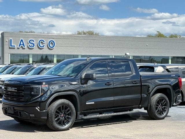 2022 GMC Sierra Elevation 4WD Crew Cab Short Box's photo