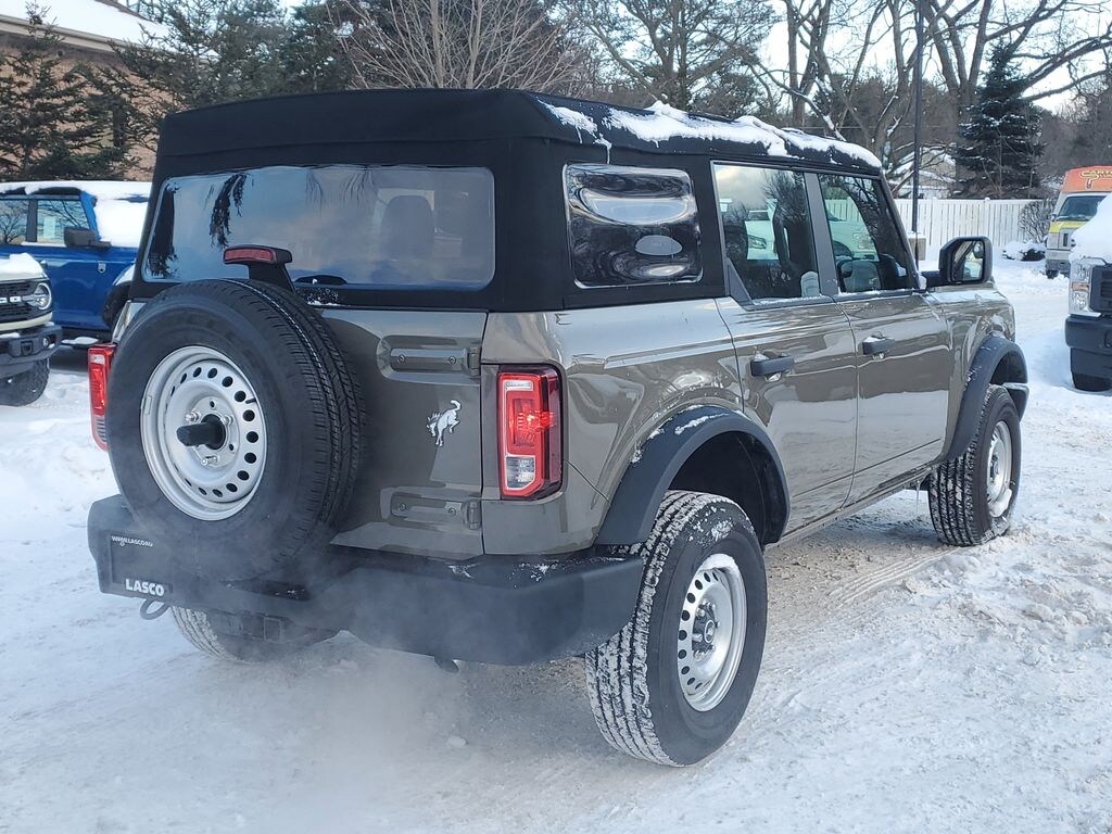 New 2025 Ford Bronco Base SUV