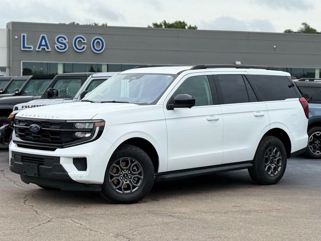 Used 2025 Ford Expedition Active SUV