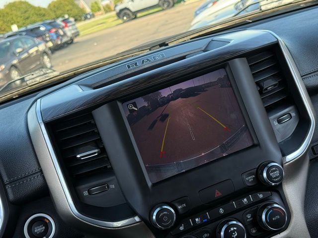 2020 Ram 1500 Laramie photo 4