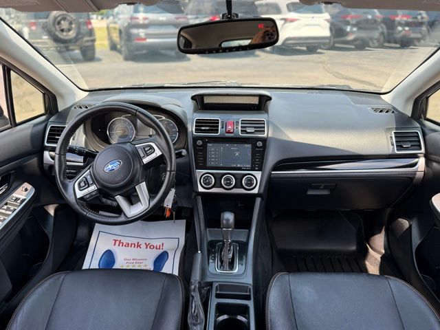 2016 Subaru Crosstrek 2.0i Limited photo 2