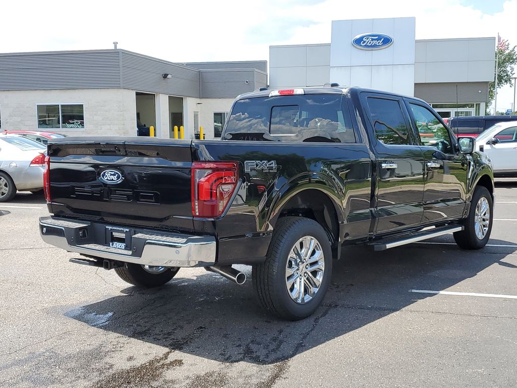 2025 Ford F-150 Lariat photo 3