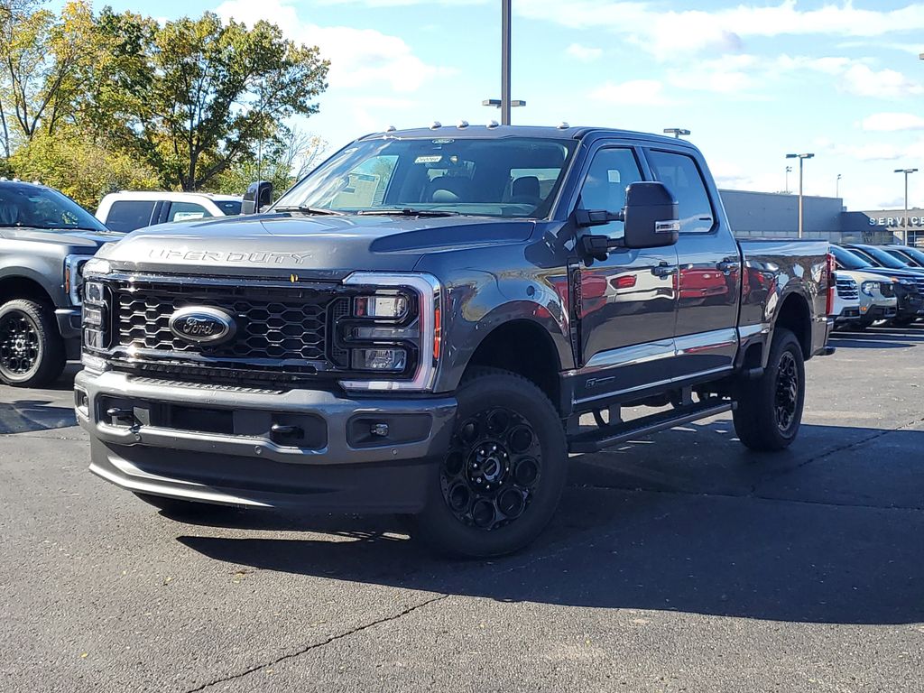 2026 Ford F-350 Super Duty Lariat's photo