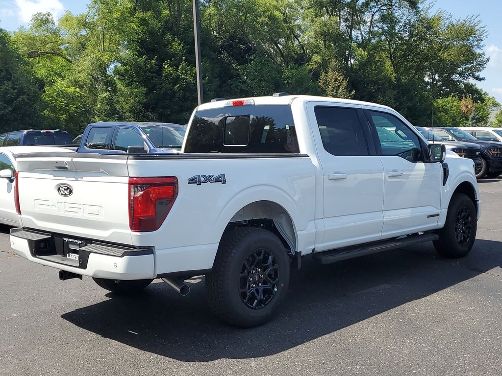 2025 Ford F-150 XLT photo 4