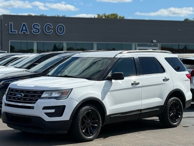 2017 Ford Explorer SUV 