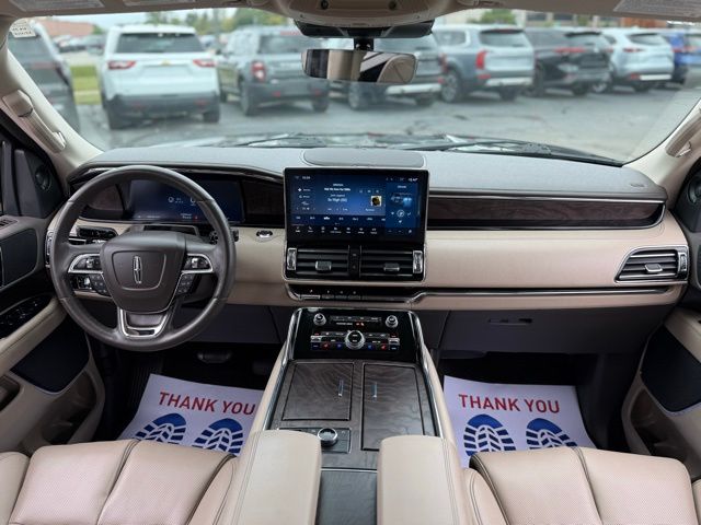 2024 Lincoln Navigator Premiere photo 3