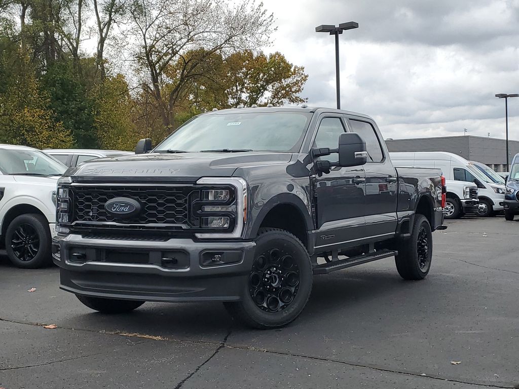 2026 Ford F-350 Super Duty XLT's photo