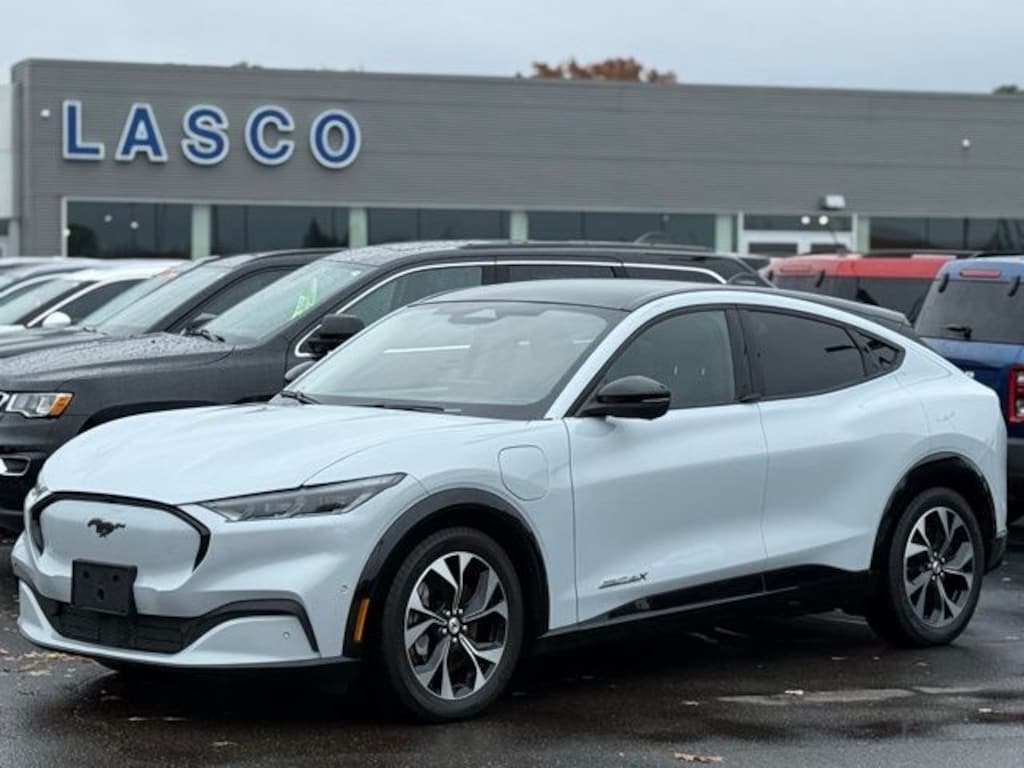 Used 2022 Ford Mustang Mach-E Premium SUV