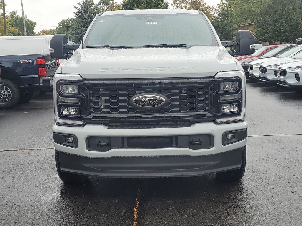 2026 Ford F-350 XLT photo 2