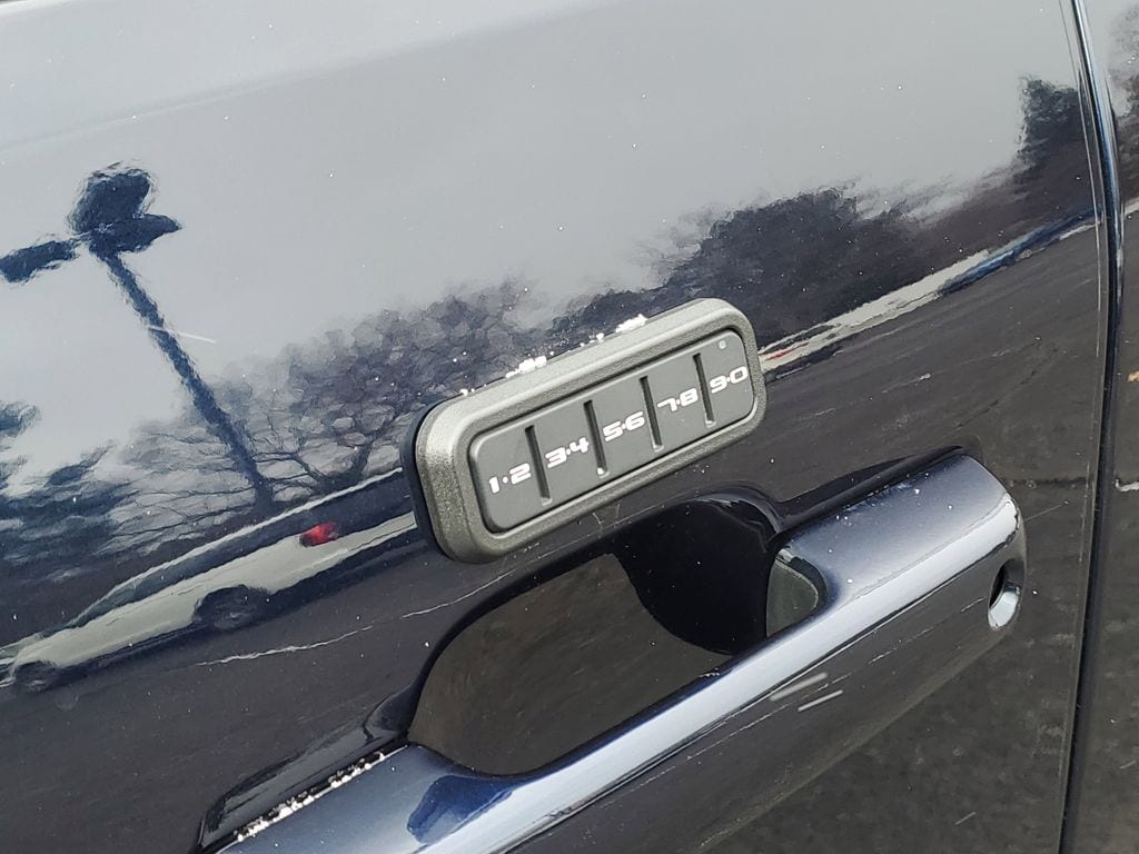 2025 Ford F-150 XLT - Photo 35
