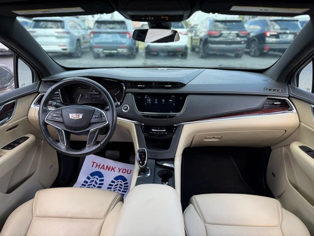 2018 Cadillac XT5 Premium Luxury photo 3