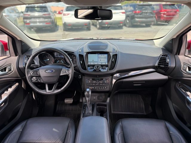 2019 Ford Escape Titanium photo 3