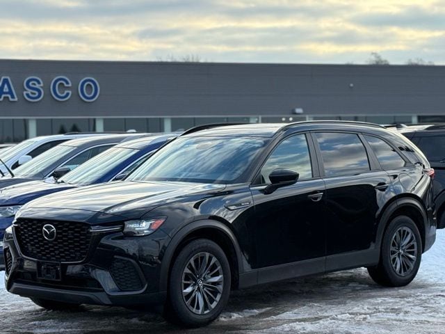 2025 Mazda CX-70 Preferred Package's photo