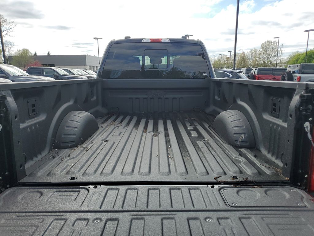 2026 Ford F-350 Super Duty XLT - Photo 30