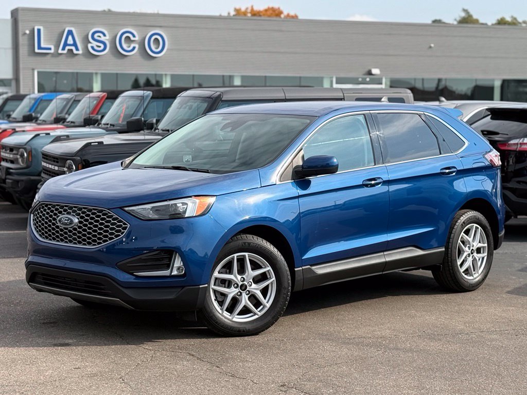 2023 Ford Edge