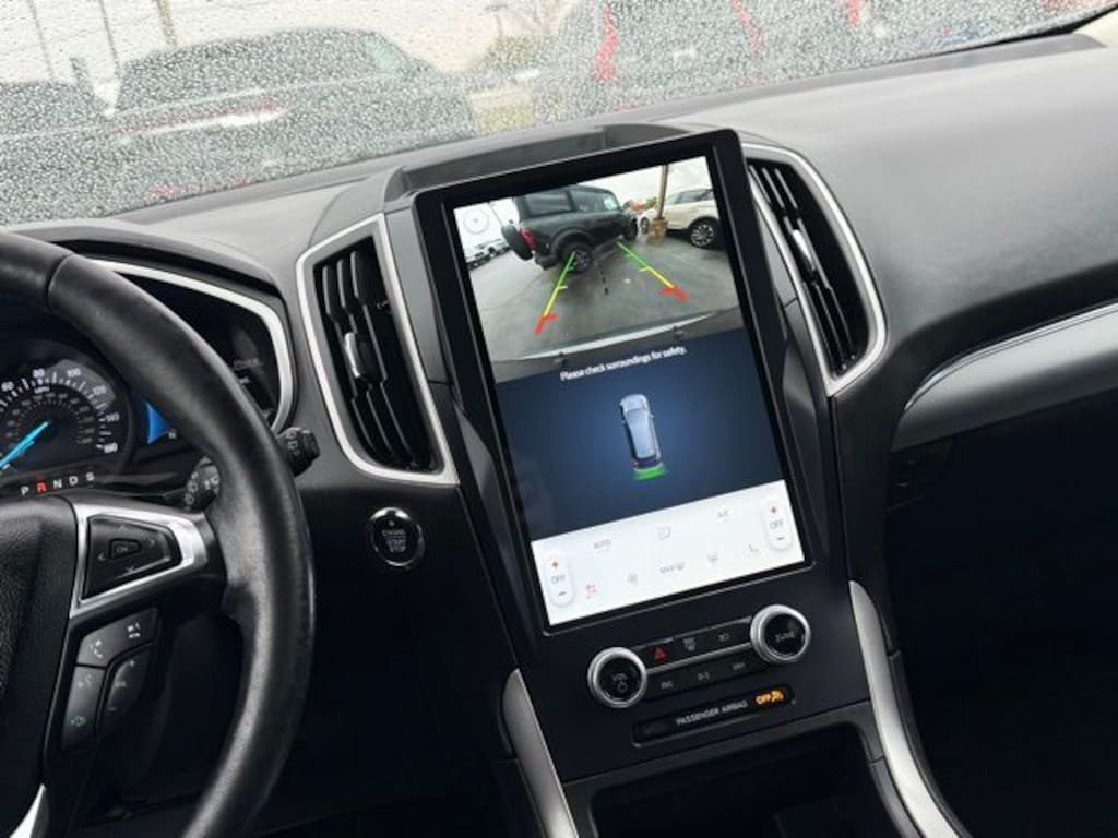 Used 2021 Ford Edge SEL SUV