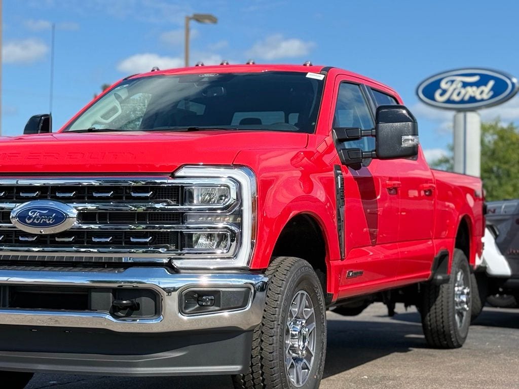 New 2026 Ford Super Duty F-350® Lariat® TRUCK
