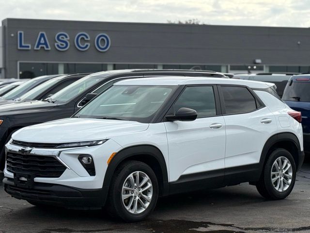 2024 Chevrolet TrailBlazer LS's photo