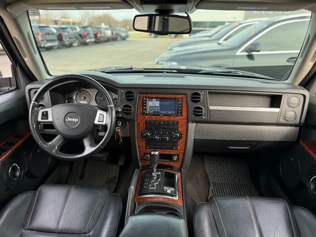 Used 2008 Jeep Commander Limited with VIN 1J8HG58278C100889 for sale in Fenton, MI