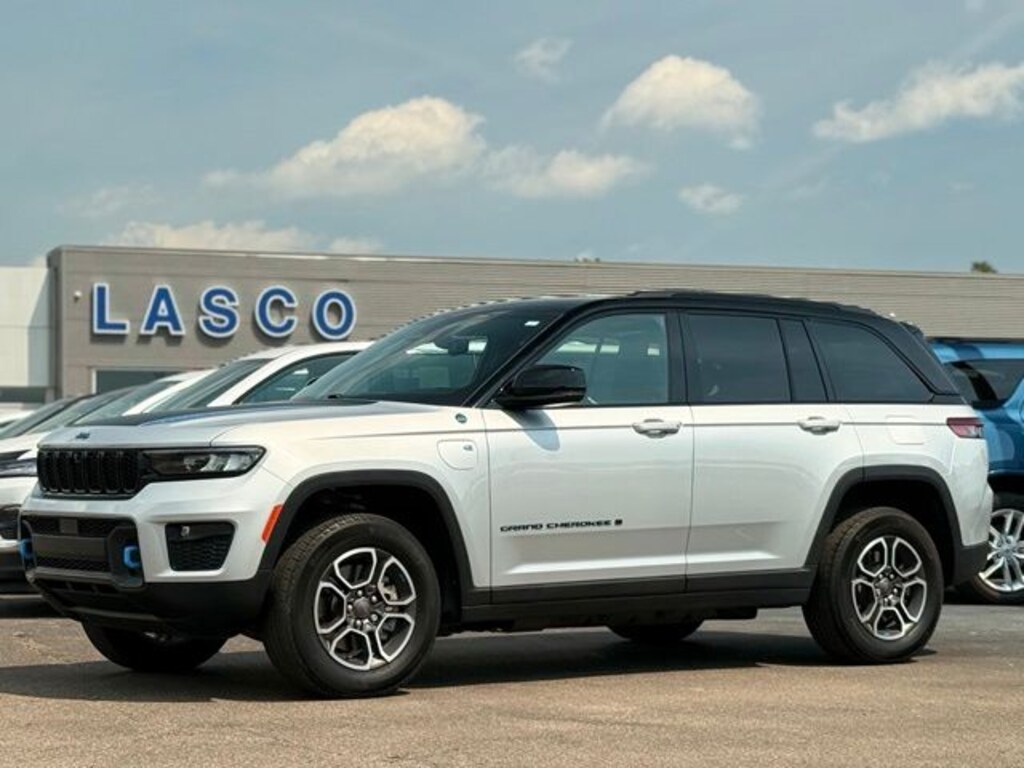 Used 2022 Jeep Grand Cherokee Trailhawk 4xe SUV