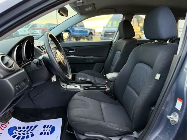 2008 Mazda Mazda3 s Hatchback photo 2