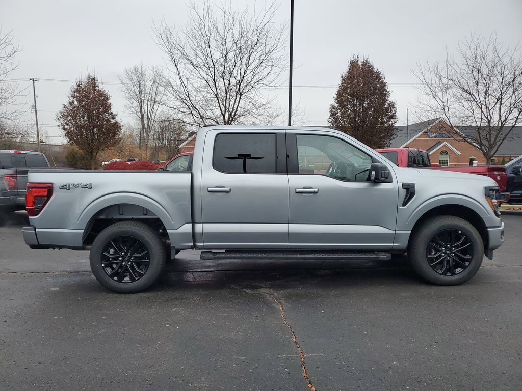 2025 Ford F-150 XLT - Photo 37