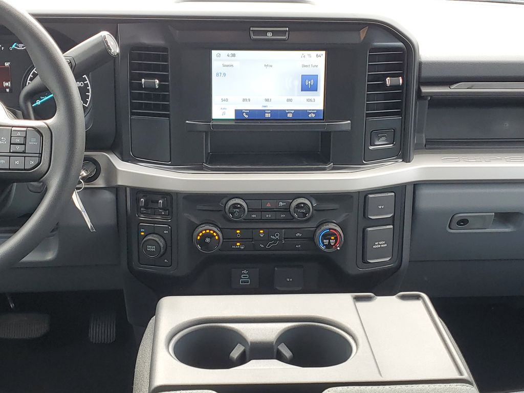 2026 Ford F-350 Super Duty XLT - Photo 26